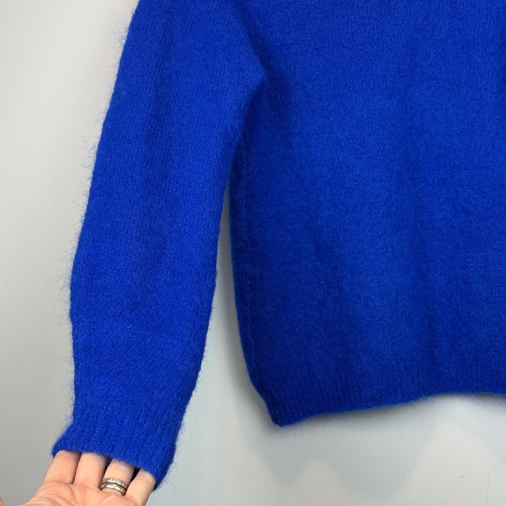 Betta Made in Italy Mohair Knit Sweater | Cobalt Blue French Minimalist - Picture 5 of 9